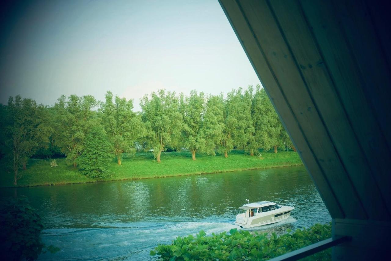 Ons Maashuisje Maaseik Buitenkant foto